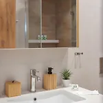 Luxurious Seafront