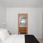 Luxurious Seafront