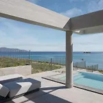 Luxurious Seafront