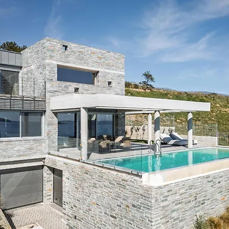 Villa Luxurious Seafront Karystos (Evia)