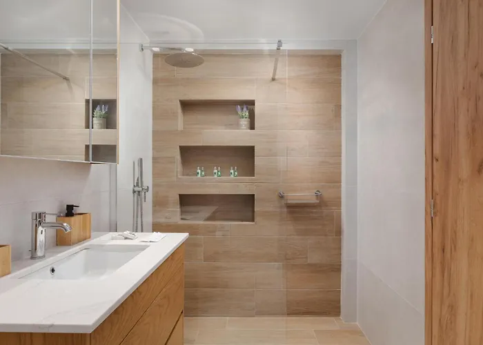 Luxurious Seafront Karystos (Evia)